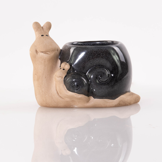 Porcelán virágcserép, csiga, 15 x 11 cm