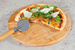 Pizza tányér késsel, bambusz ételtálca