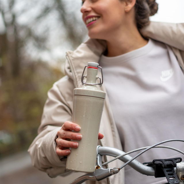 PLOPP TO GO vízpalack, légmentes dugó, 425 ml, KOZIOL